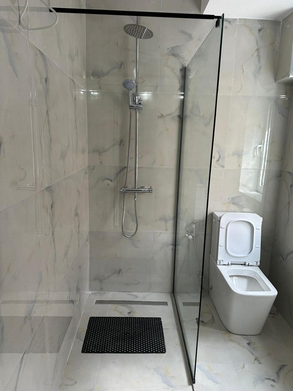 Apartamento Just Renovated In The Center Tirana